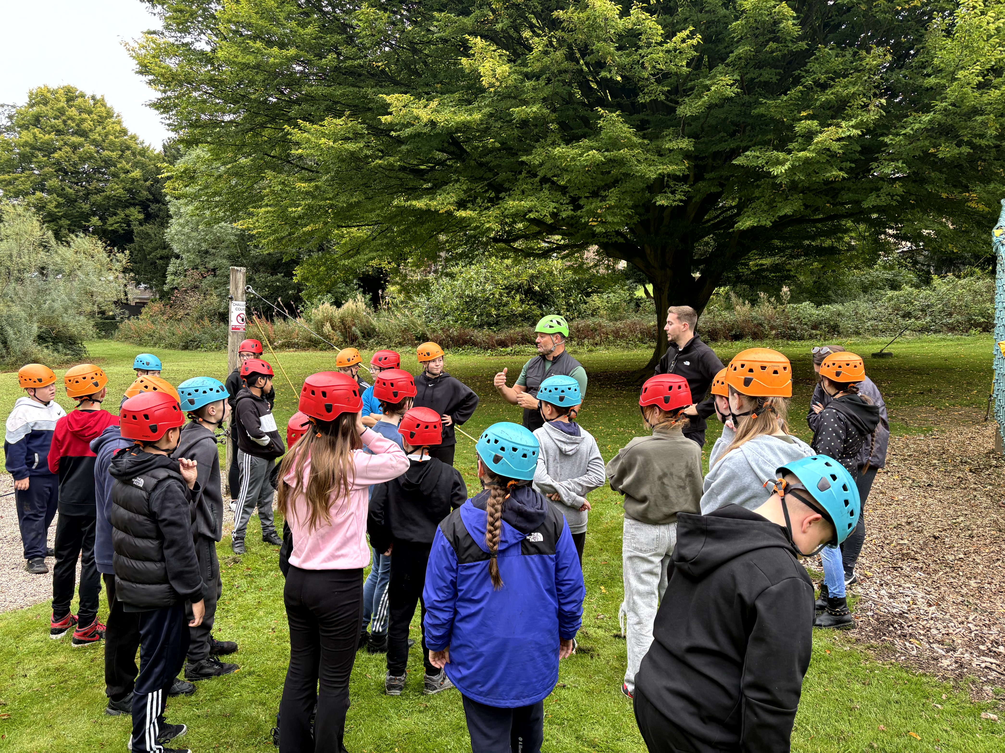 3 Da Vinci Year 7 Team Building Sep25