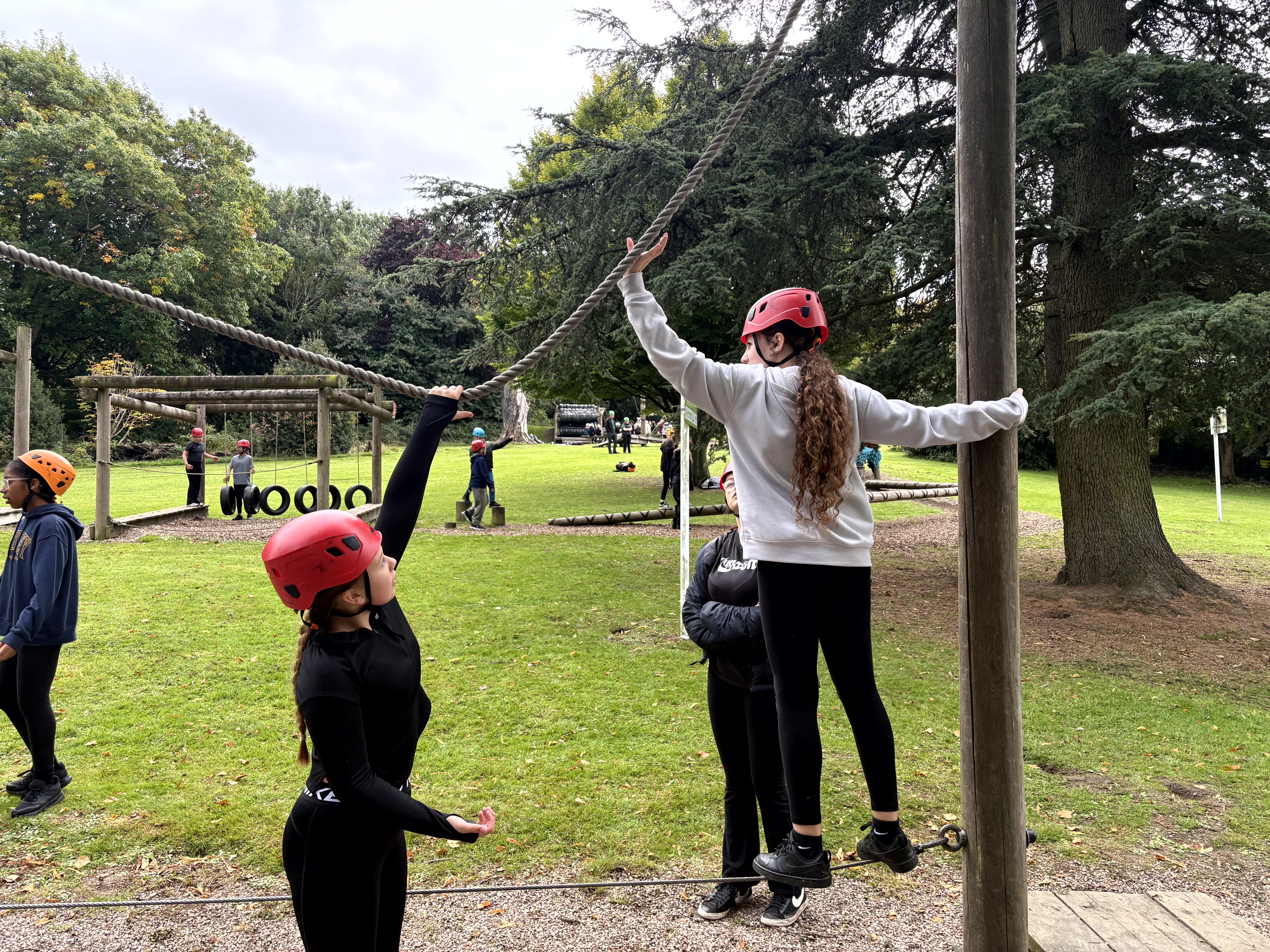 5 Da Vinci Year 7 Team Building Sep25